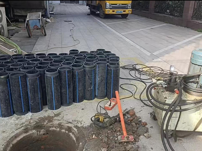 颍上PE置换管厂家 DN315置换管 非开挖管短管置换